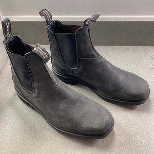 Blundstone Full Grain Leather Chelsea Boots #063